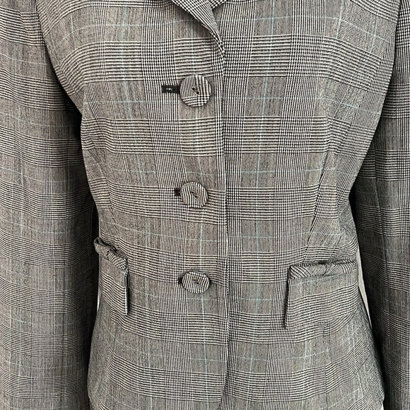 Kay Unger New York Skirt Suit Size 8 - Picture 2 of 10